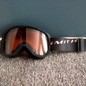 Smith goggles